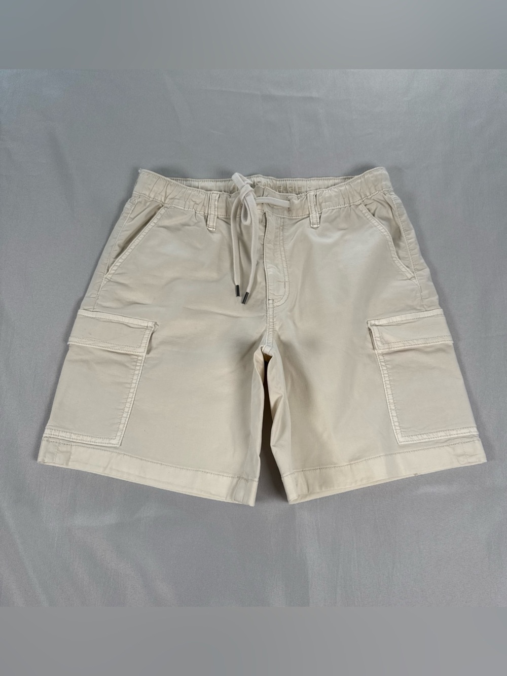 American Eagle Carpenter Shorts Womens 2 Ivoryโ Stretch Cargo Utility Baggy